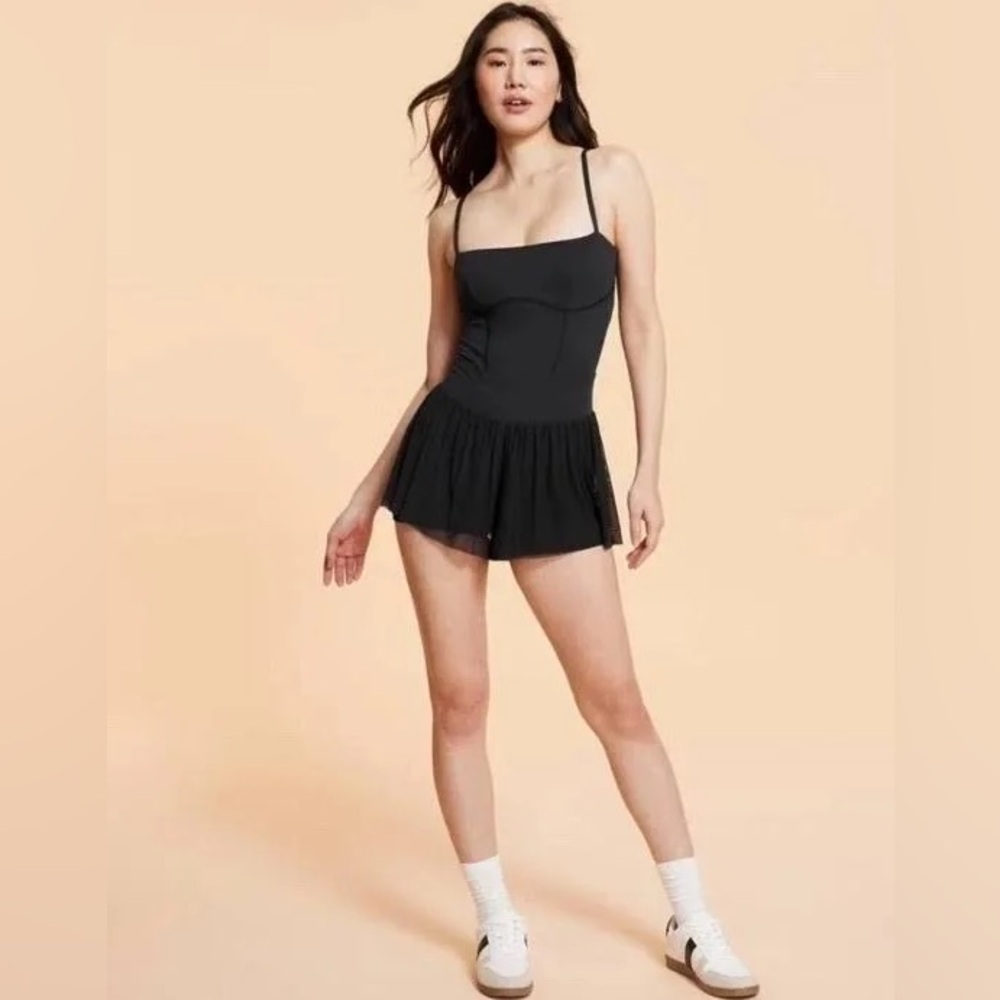 Blogilates Women's Barre Active Romper Black XS